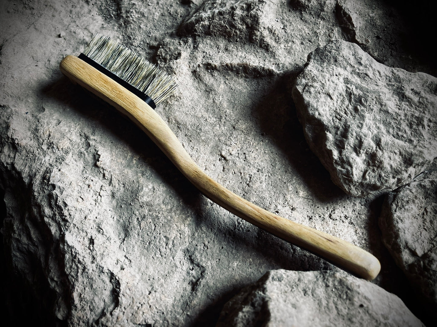 Shaman brush with replaceable boar hair Size S