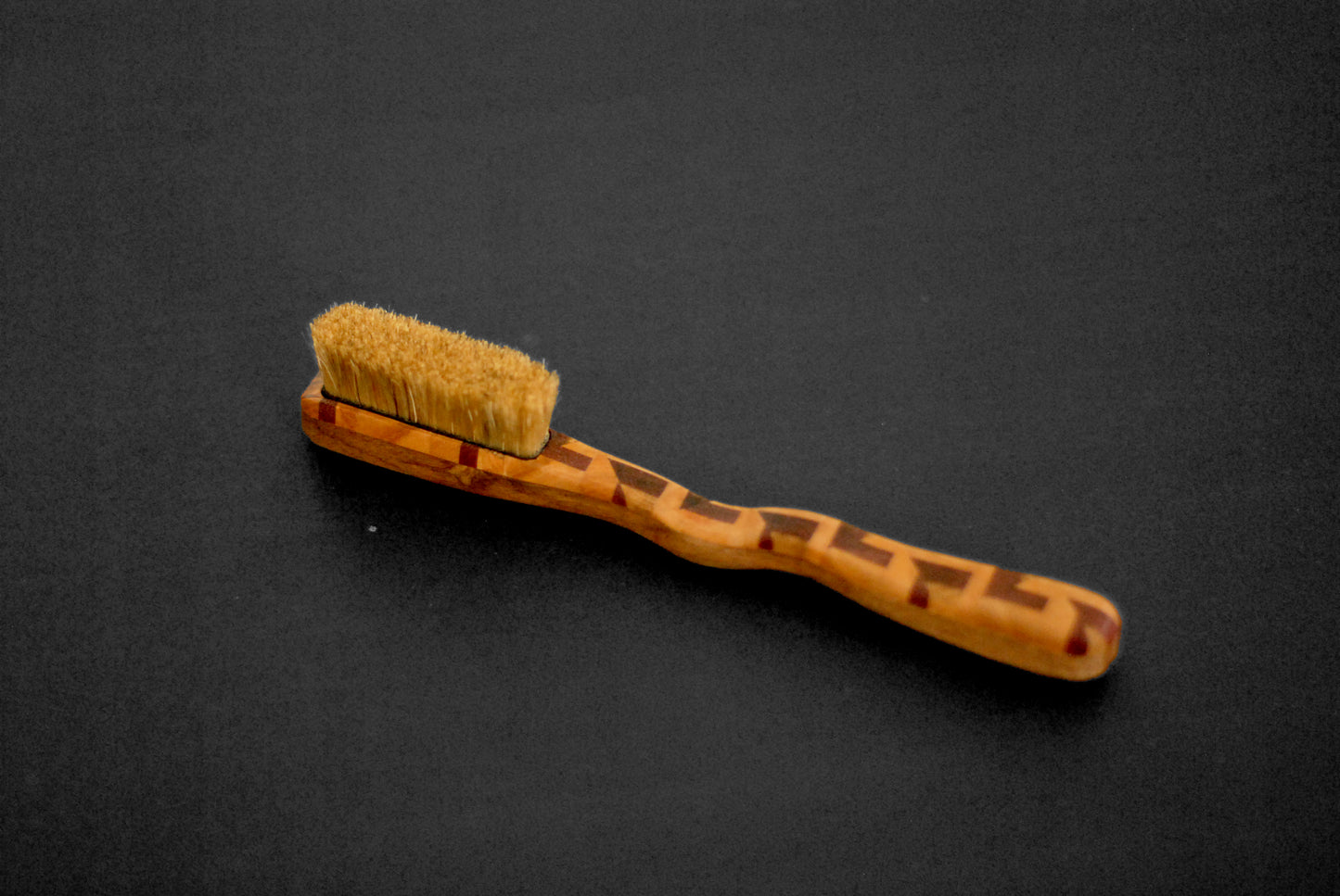 The Viper brush with replaceable boar hair Size S