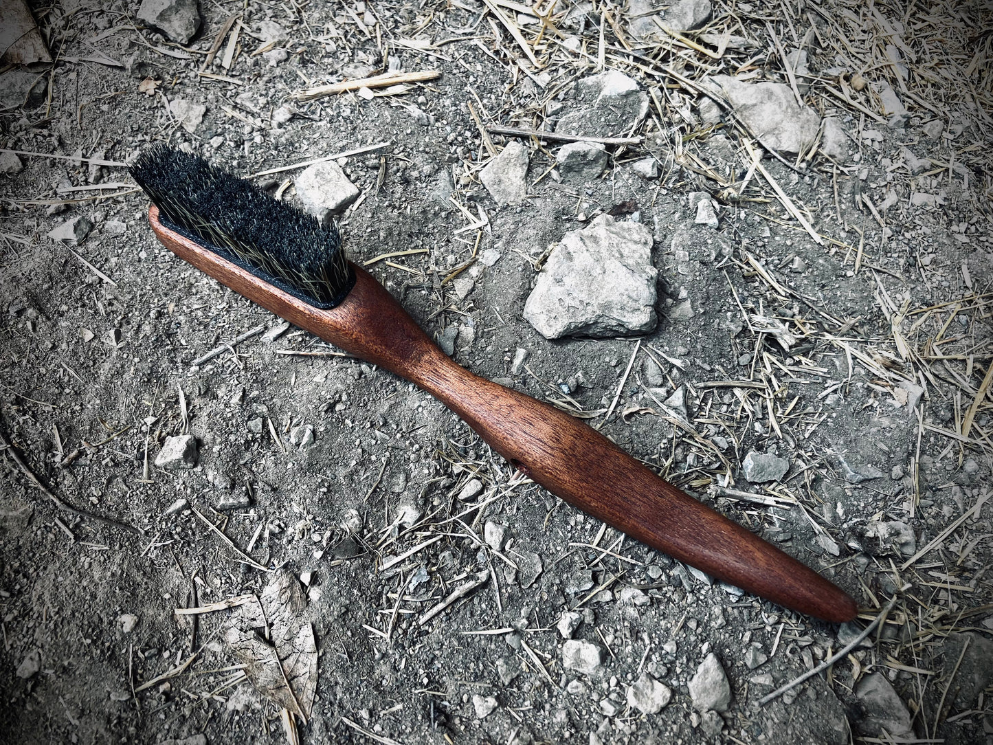 Ammonite Mahogany climbing brush with replaceable hair - Size S