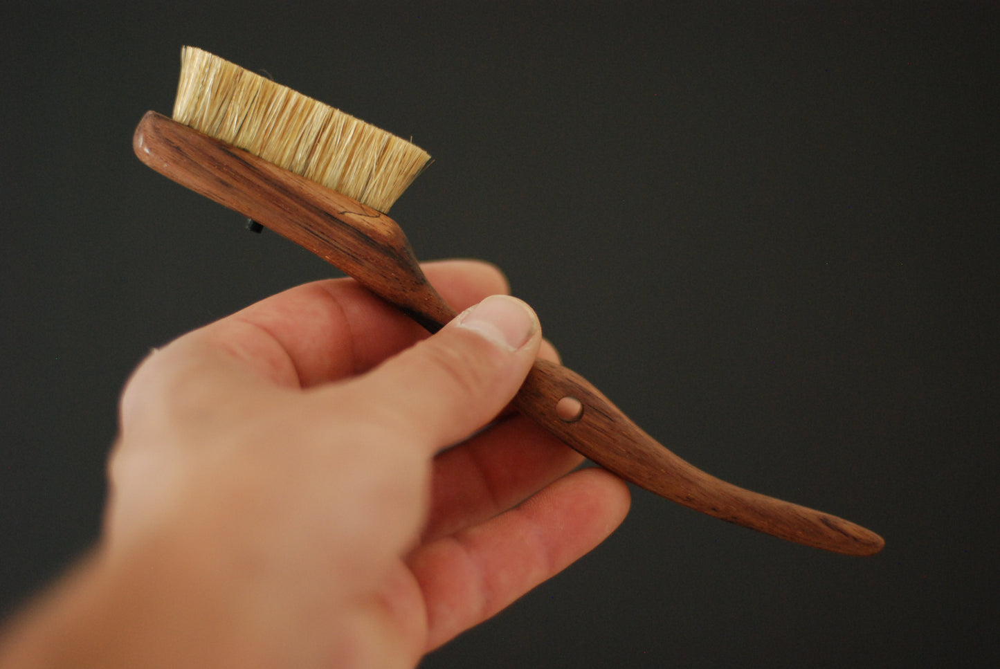 Dragon tooth (ababa wood) climbing brush with replaceable natural boar hair - Size S