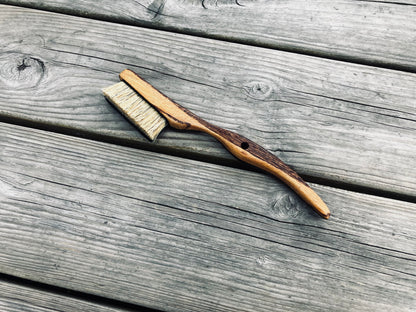 Dragon tooth Domino  climbing brush with replaceable bristles -Size S (wenge wood, marble wood)