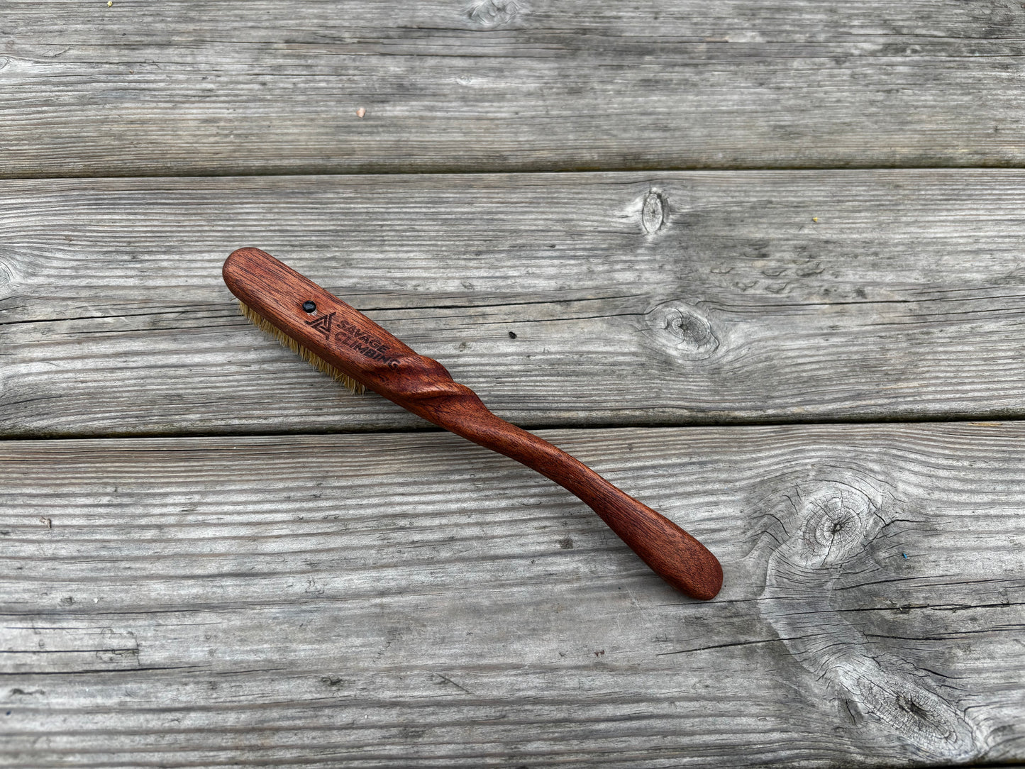 Ents  climbing brush with replaceable bristles -Size S Mahogany