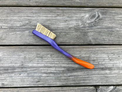 Apprentice Painted climbing brush