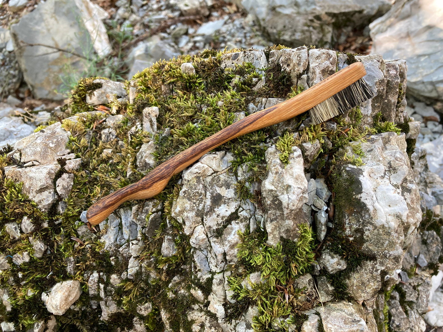 Solo Quark nano brush with natural boar hair(marble tree)