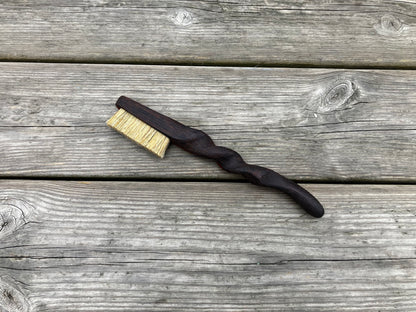 Ents  climbing brush with replaceable bristles -Size S Padauk. Wenge wood