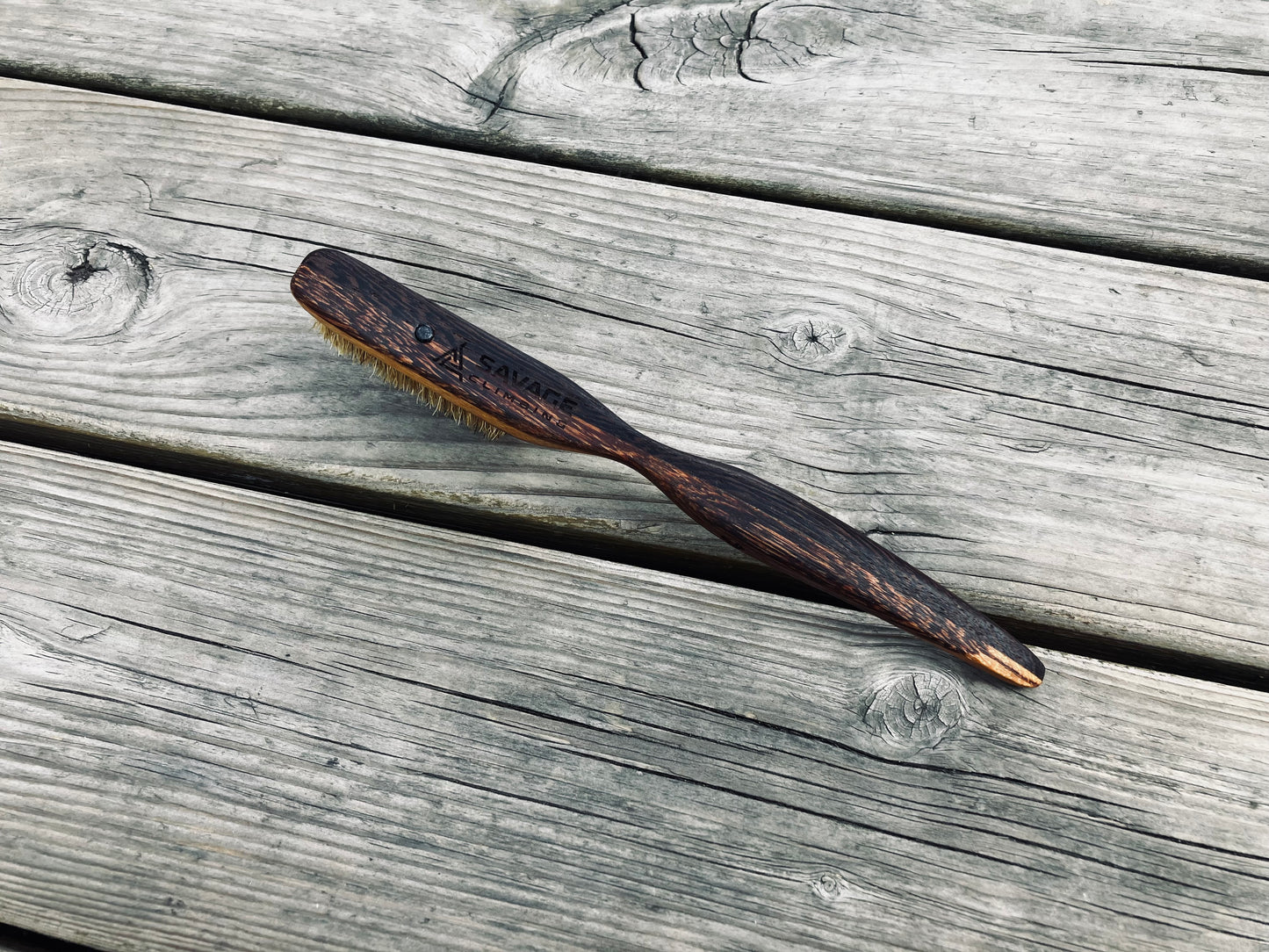 Dragon tooth Domino  climbing brush with replaceable bristles -Size S (wenge wood, marble wood)