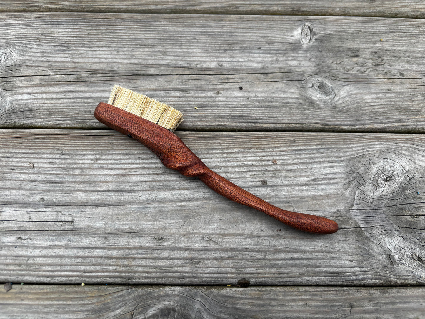 Ents  climbing brush with replaceable bristles -Size S Mahogany