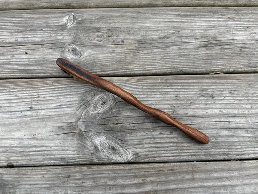 Solo Quark nano brush with natural boar hair Walnut